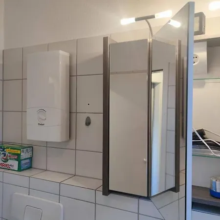 Komfort Citytrain Messe Business Erholung Wifi Mit Magentatv Bis 4 Pers Appartement *